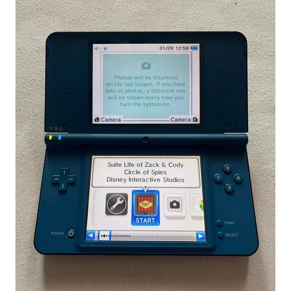 Nintendo DSi XL Midnight Blue Charger MARIO KART - MARIO PARTY - SUPER MARIO A+